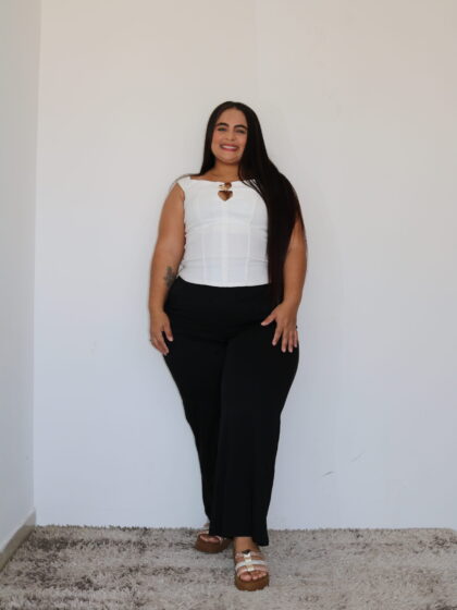 Blusa de Tirantes - Talla Plus / Pantalon Clasico Negro - Talla Plus