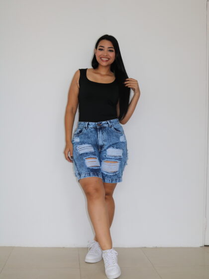 Bermuda Denim con Rotos