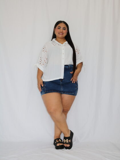 Blusa Casual de Manga Corta con Borde Texturizado - Talla Plus