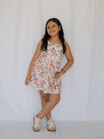 Conjunto Infantil de Blusa y Falda con Estampado Floral Romántico y Volantes
