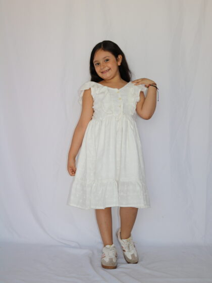 Vestido Infantil de Algodon con Mangas Voladas y Detalle Texturizado