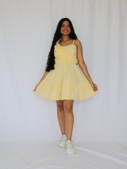 Vestido Corto Fresco con Vuelos