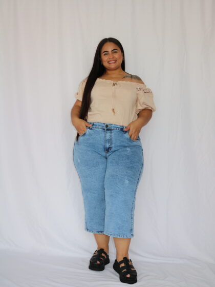 Blusa Romántica con Hombros Descubiertos y Lazos Ajustables - Talla Plus